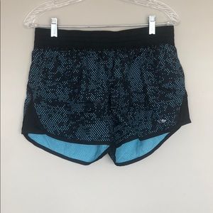 Exercise shorts